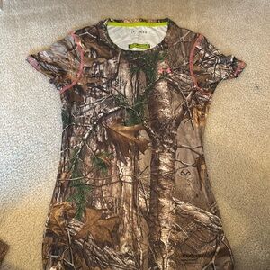 Women’s Under Armour Real Tree Camo Tee
